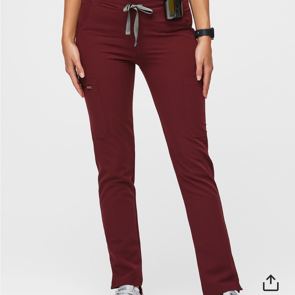 FIGS Burgundy Yola skinny scrub pants M like new